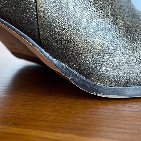 Cole Haan Cassidy Leather Ankle Bootie Black Metallic Bronze Brush Size 5 - Picture 6 of 16